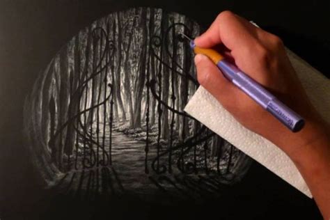 Pushing Boundaries with Scratchboard: Experimental Techniques and Ideas